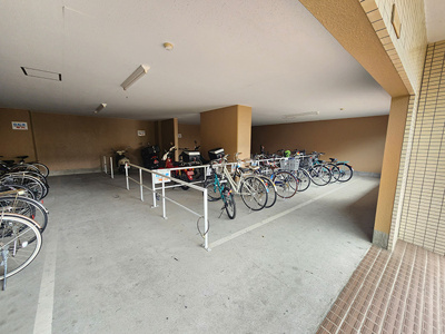 【駐輪場】 | キングスコート東岡崎
