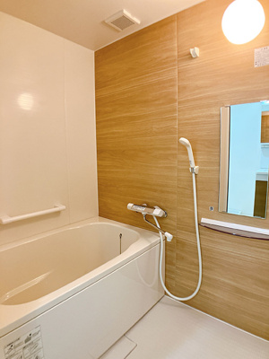 【浴室】 | キングスコート東岡崎