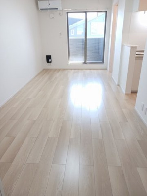 【居間・リビング】 | シャン・ド・フルールＳ | おしゃれな居間です