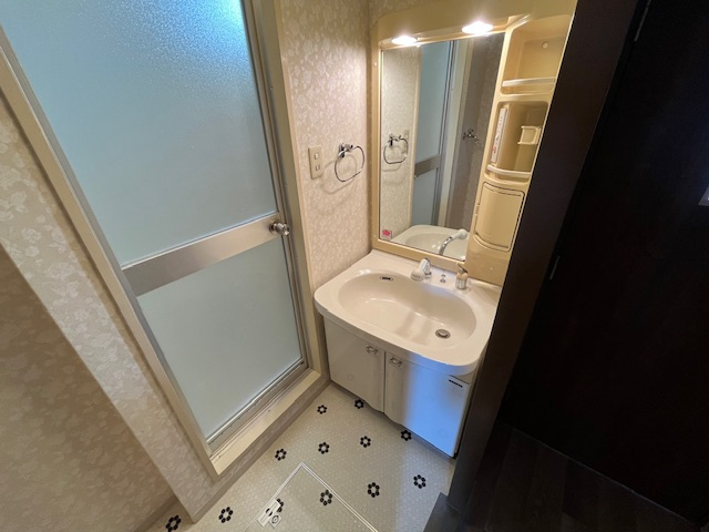 パストラル和泉の玄関