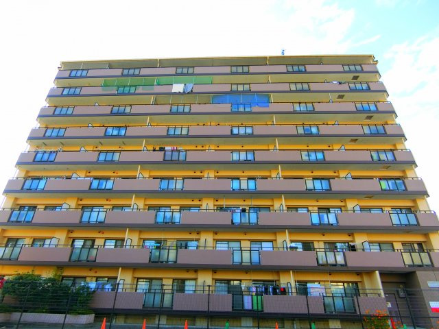 パストラル和泉の外観