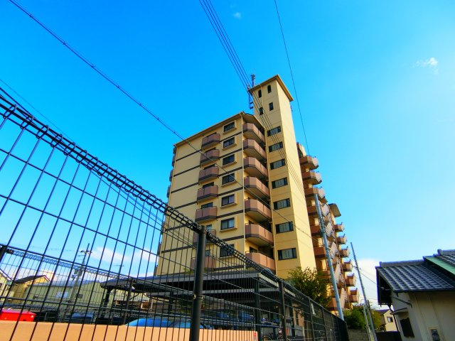 パストラル和泉の外観