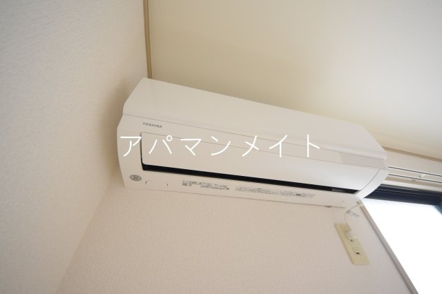 【設備】 | パークサイド上矢部A | エアコン付き