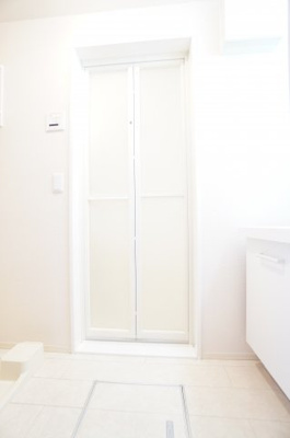 【洗面所】 | フルーレット | ※同物件・反転タイプの写真です。