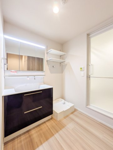 尼崎市南塚口町２丁目のマンションの収納