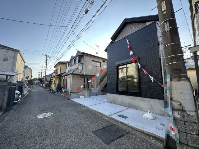 清瀬市松山3丁目　南東道路の前面道路含む現地写真