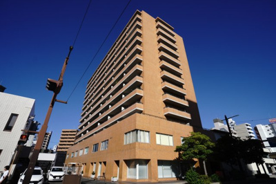 【外観】 | バルミー横川 | 【資料には掲載していない情報】
物件の陽当りや通風・仕様設備やお部屋の大きさの比較、
近隣・周辺環境や街並みなど、資料には掲載していない情報が
現地にはたくさんあります。是非ご確認ください。
