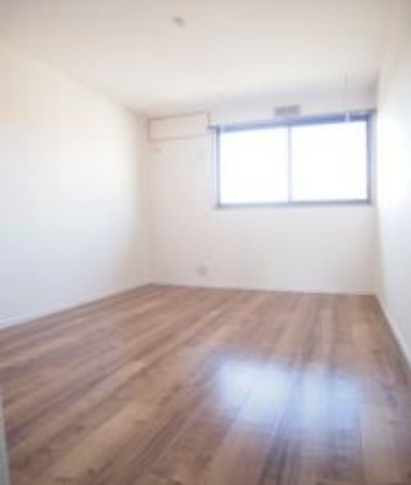 サンビレッジ阿成の居間・リビング