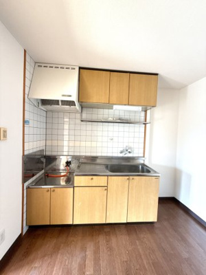  | エスポアール