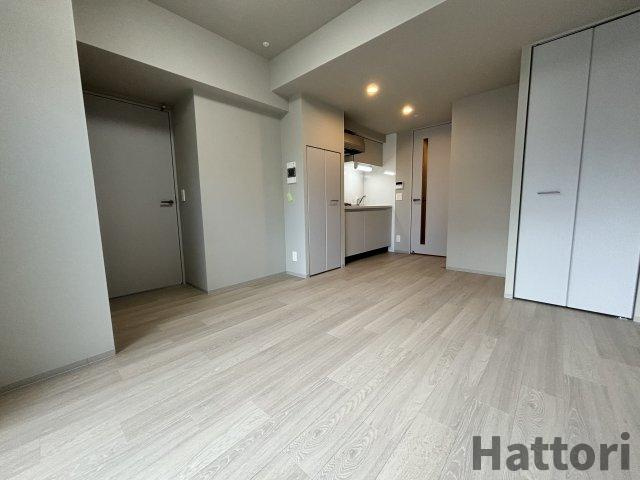 TOPAZ江坂の居間・リビング