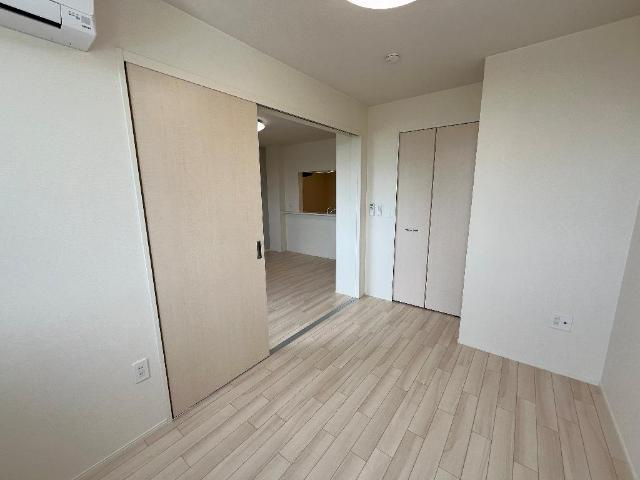 コンフォール　Ｋの洋室|個人の部屋や寝室として使える洋室です