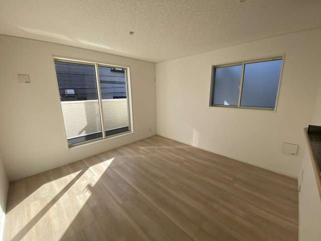 清瀬市松山1丁目　新築戸建の洋室