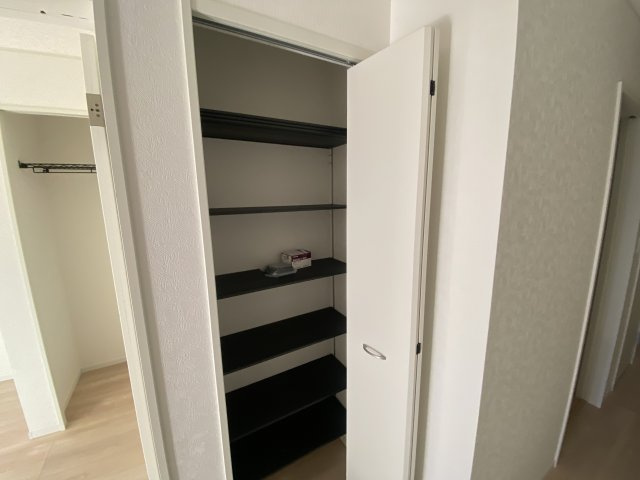 清瀬市松山1丁目　新築戸建の収納