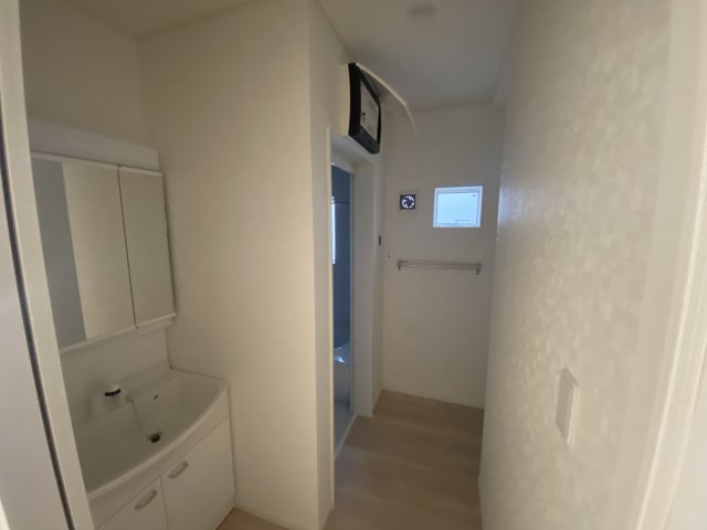 清瀬市松山1丁目　新築戸建の脱衣所