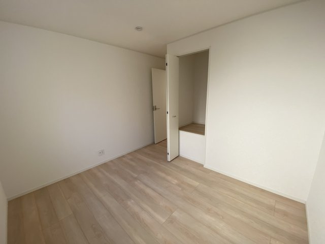 清瀬市松山1丁目　新築戸建の洋室