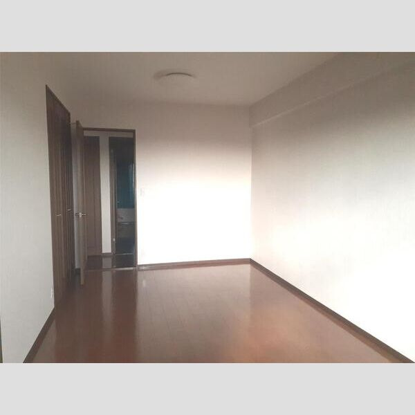 エンブレイス姫路下寺町の居間・リビング