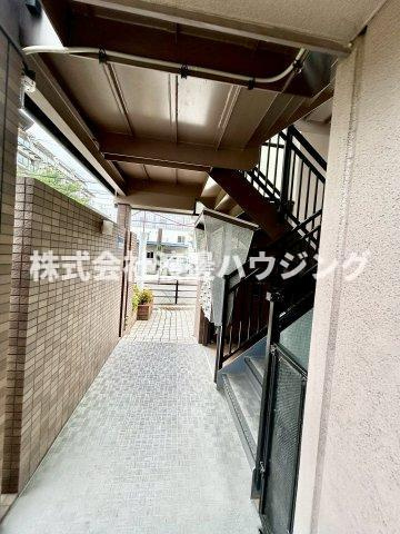 コンフォールのエントランス