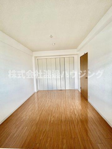 コンフォールの寝室