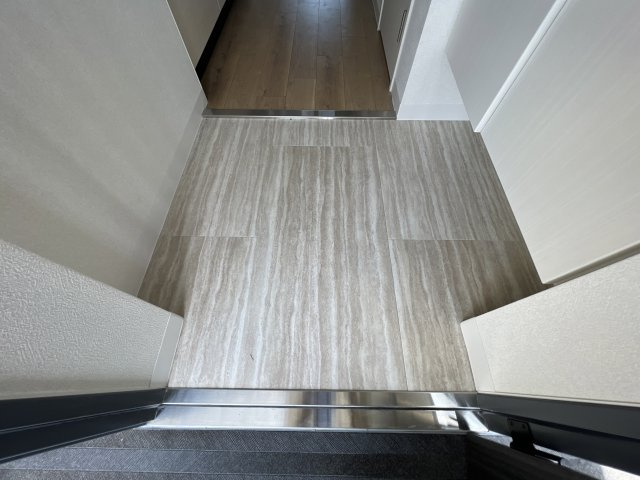 アルティザ姫路の玄関