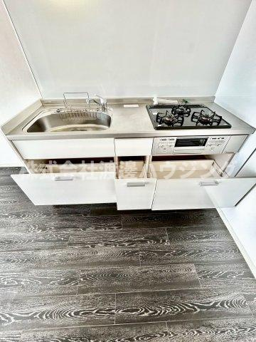 コーポ南千里のキッチン|キッチン下収納