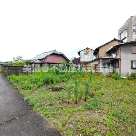 ６５５６３　加茂郡富加町羽生土地の外観