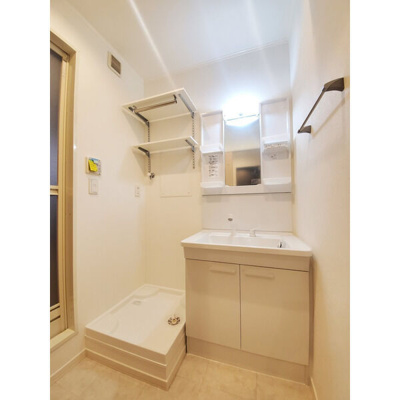 【洗面所】 | Chime境川  | 広い洗面スペース