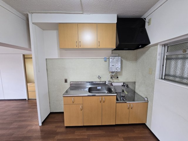 名古屋市名東区平和が丘３丁目の中古マンションのキッチン