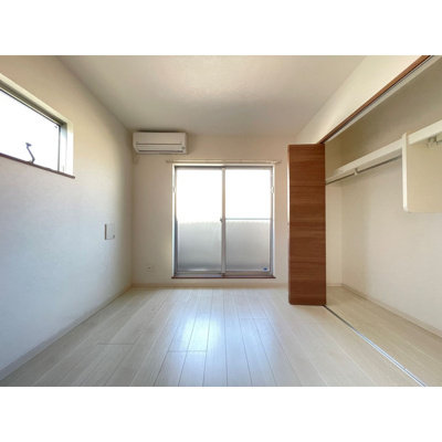 【居間・リビング】 | シャンテ・ベルジュ | 退去予定ですが大人気物件ですので、是非一度ご検討下さい。
