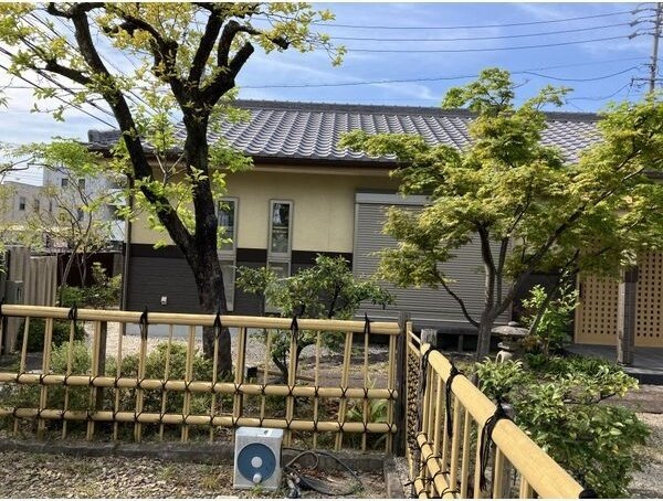 知立市栄 貸家　　 刈谷市近郊の賃貸はクラスホームの庭