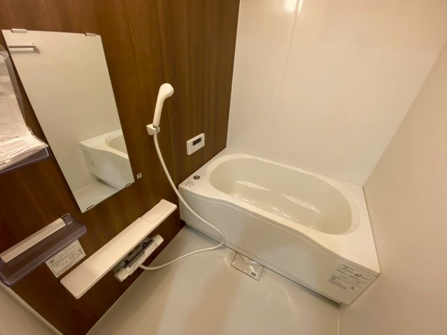 コンセール町北の浴室|落ち着いた空間のお風呂です