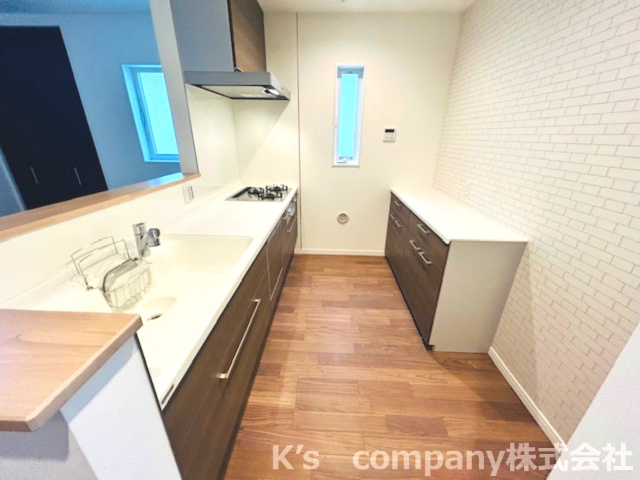 ◎茅ヶ崎市香川5丁目　新築戸建　2号棟のキッチン|可愛らしい雰囲気のキッチンです☆