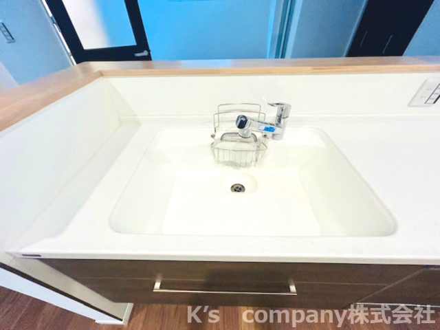 ◎茅ヶ崎市香川5丁目　新築戸建　2号棟のキッチン|清潔感のある白のシンク☆