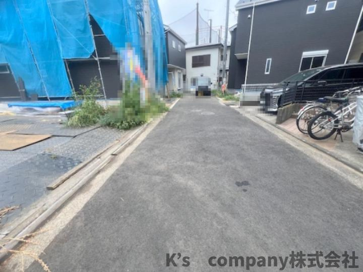 ◎茅ヶ崎市香川5丁目　築未入居戸建　2号棟の前面道路含む現地写真|前面道路の様子です◇