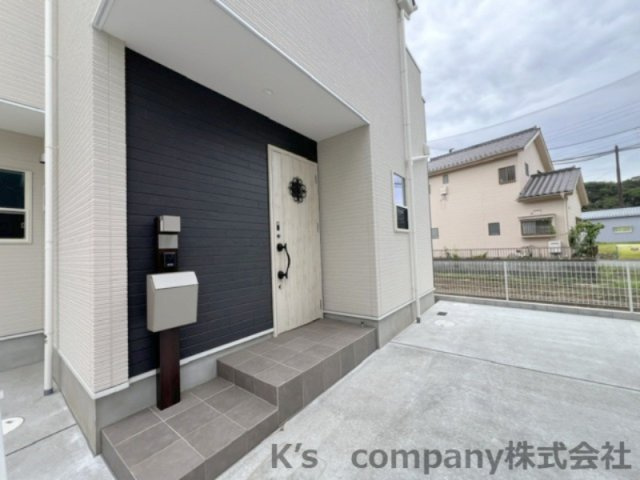 ◎茅ヶ崎市香川5丁目　新築戸建　8号棟の玄関|玄関周辺スペース◇