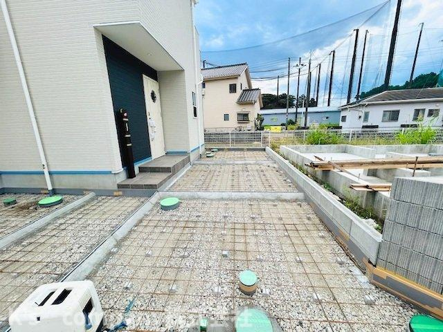◎茅ヶ崎市香川5丁目　新築戸建　8号棟の駐車場|カースペース◇◇