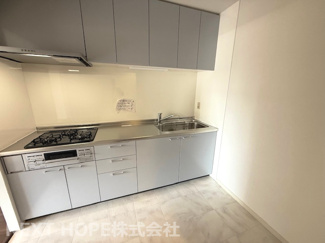 【キッチン】 | 伊丹パーク・ホームズ | 2022年6月に新調されたシステムキッチンです♪収納力もございます！！