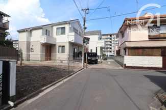 【前面道路含む現地写真】 | 前面道路含む現地写真です