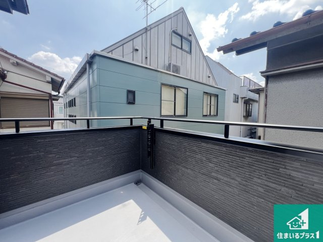富田林市喜志町　新築一戸建てのバルコニー|日当たりのよいバルコニー！お部屋が開放的に！