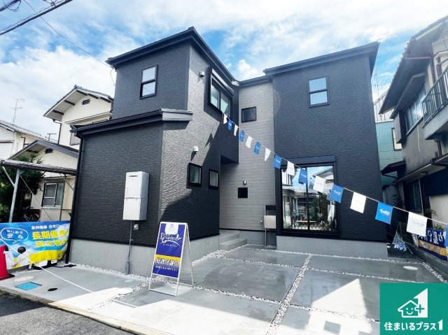 富田林市喜志町　新築一戸建ての外観|お客様に長く安心して住んでいだだける事にこだわった家づくり！住んでからのアフターサービスにもしっかりと取り組んでいます！