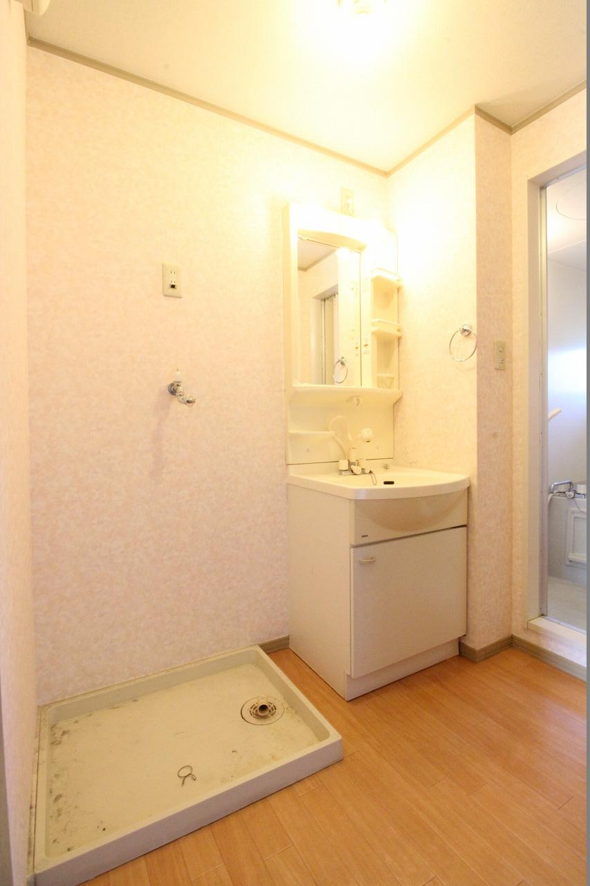 パルティールの洗面所|※お部屋により仕様が異なる場合があります。