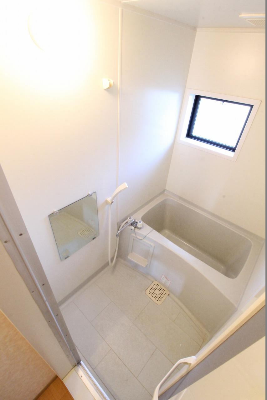 パルティールの浴室|※お部屋により仕様が異なる場合があります。
