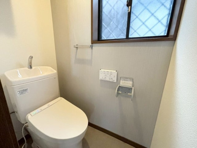 【トイレ】 | 高槻市古曽部町2丁目　中古戸建