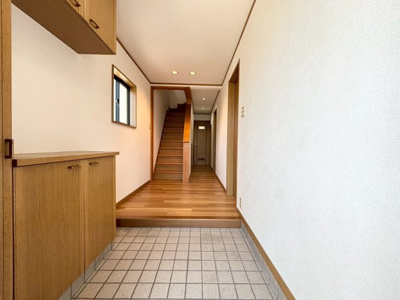 【玄関】 | 高槻市古曽部町2丁目　中古戸建