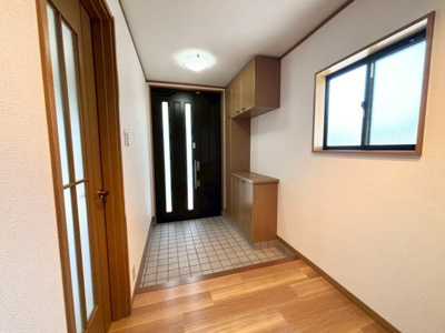 【玄関】 | 高槻市古曽部町2丁目　中古戸建