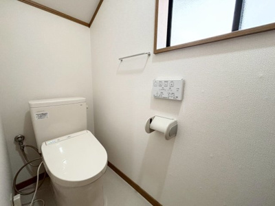 【トイレ】 | 高槻市古曽部町2丁目　中古戸建
