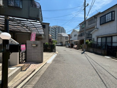 【前面道路含む現地写真】 | 高槻市古曽部町2丁目　中古戸建