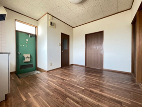 【居間・リビング】