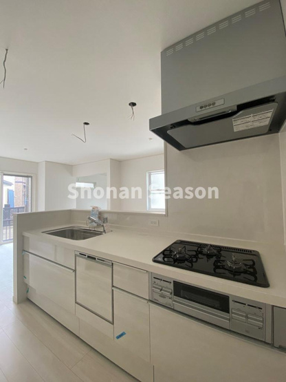 【キッチン】 | キッチンには食後の家事負担が軽減できる「食洗機」を搭載！
手洗いよりも節水できます♪