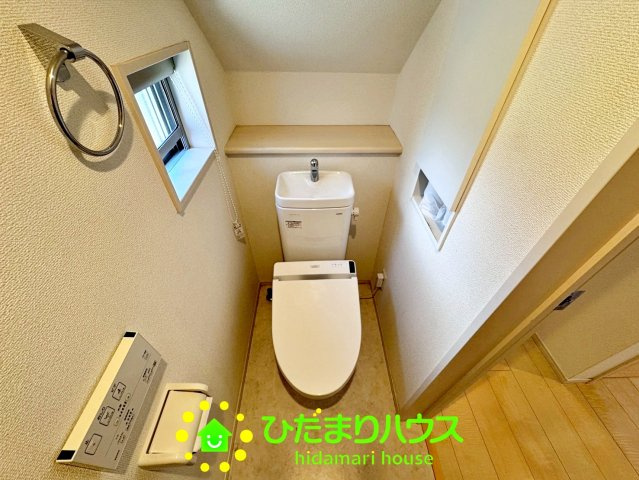 加須市南篠崎　中古一戸建てのトイレ