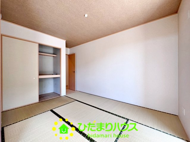 加須市南篠崎　中古一戸建ての収納